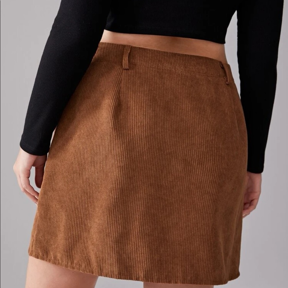 Brown corduroy skirt - Picture 3 of 3